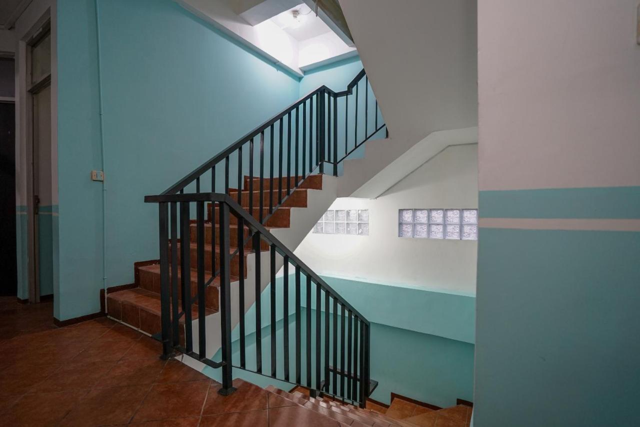 Super Oyo 1844 Bravo Residence Pangkal Pinang Bagian luar foto