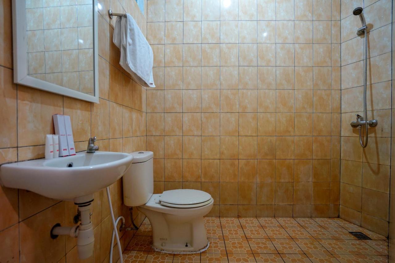 Super Oyo 1844 Bravo Residence Pangkal Pinang Bagian luar foto