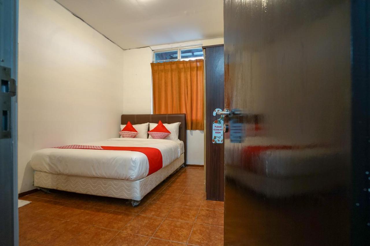 Super Oyo 1844 Bravo Residence Pangkal Pinang Bagian luar foto