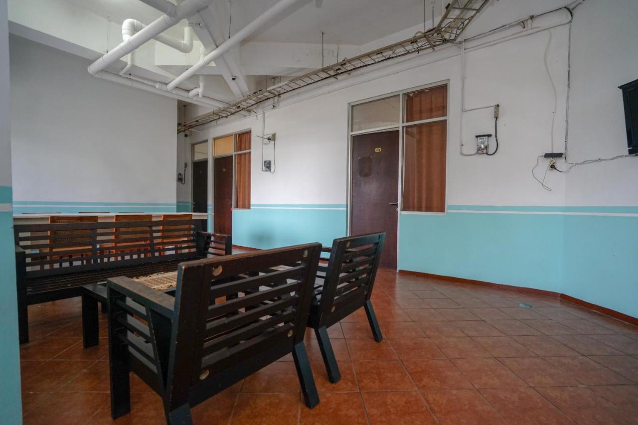 Super Oyo 1844 Bravo Residence Pangkal Pinang Bagian luar foto